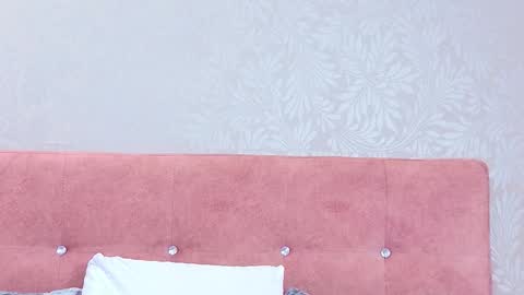 Snapshot of alliciakim chatting on 09/30/25, 07:19 Allicia online show from 09/30/25, 07:19