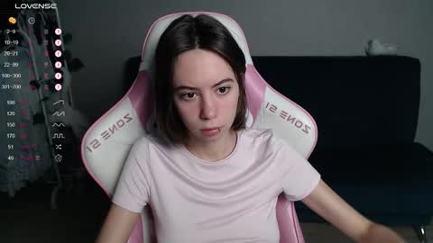 alice online show from 11/05/25, 01:16