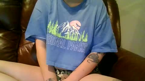 alliebearx online show from 11/01/25, 04:20