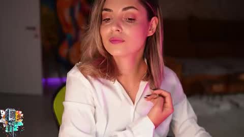 Allie online show from 10/06/25, 09:51