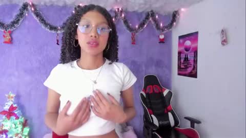 Snapshot of allis0n_ik chatting on 12/10/24, 04:45 ALLIS0N IK online show from 12/10/24, 04:45