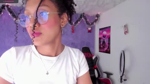 Snapshot of allis0n_ik chatting on 12/20/24, 04:09 ALLIS0N IK online show from 12/20/24, 04:09