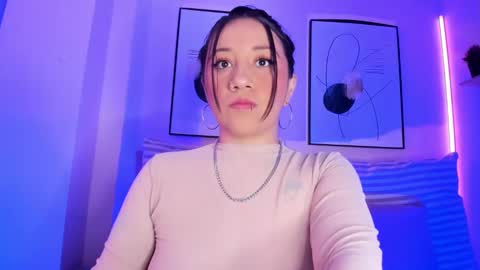 Snapshot of allissax chatting on 02/15/25, 08:33 Aleja online show from 02/15/25, 08:33