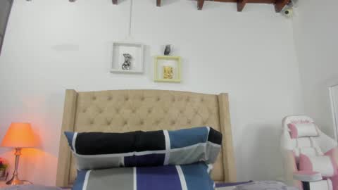 Snapshot of allisson_m chatting on 02/03/25, 12:03 allisson online show from 02/03/25, 12:03