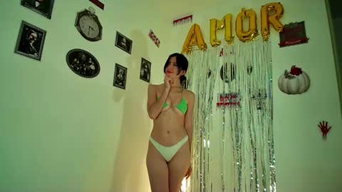 Alli online show from 10/31/25, 04:35