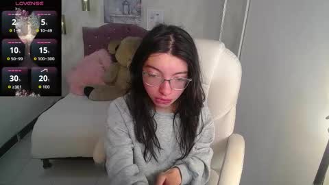 alison online show from 11/19/25, 07:47