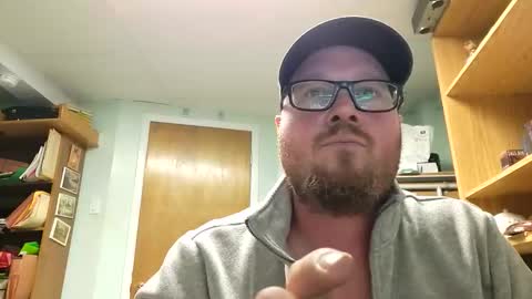 Snapshot of allofuck4 chatting on 11/17/25, 09:20 allofuck4 online show from 11/17/25, 09:20