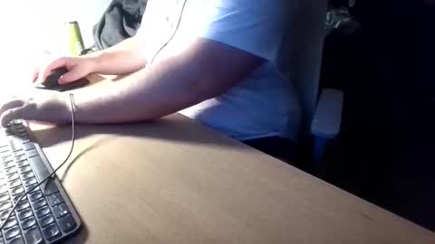 Snapshot of allowis2 chatting on 09/24/25, 08:23 allowis2 online show from 09/24/25, 08:23