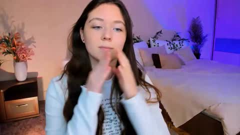 alluringeyess online show from 09/10/25, 12:49