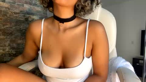 ally_summer online show from 12/09/24, 04:37