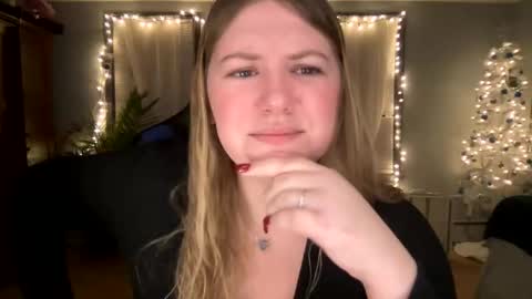 Snapshot of allyanalangel chatting on 01/03/25, 01:59 allyanalangel online show from 01/03/25, 01:59
