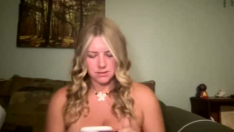 Snapshot of allyanalangel chatting on 10/02/25, 11:56 allyanalangel online show from 10/02/25, 11:56