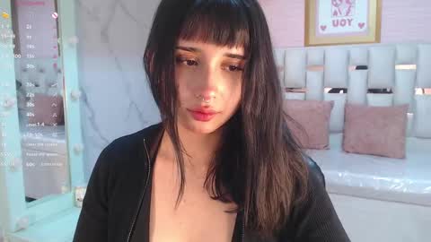 Allysa  online show from 10/02/25, 08:38