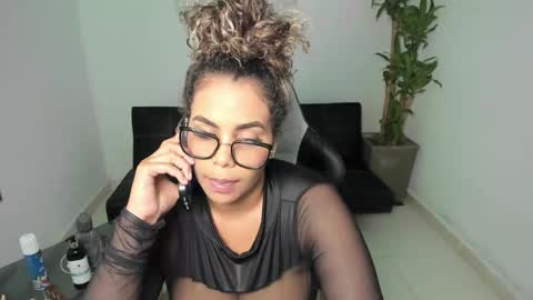 allyssann online show from 01/31/25, 01:22