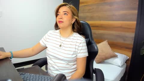 ALMA FENIX  online show from 09/20/25, 06:53