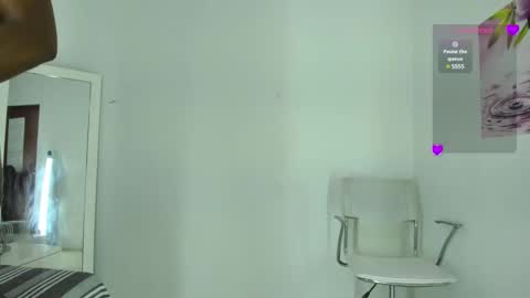 Snapshot of almasaennz chatting on 12/20/24, 07:17 online show from 12/20/24, 07:17