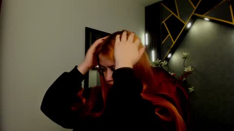 Snapshot of almma_ chatting on 01/24/25, 02:08 ALMMA online show from 01/24/25, 02:08