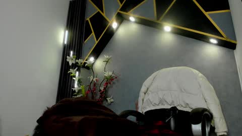 Snapshot of almma_ chatting on 02/10/25, 09:25 ALMMA online show from 02/10/25, 09:25