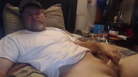 Snapshot of almostheaven chatting on 01/07/25, 01:03 almostheaven online show from 01/07/25, 01:03