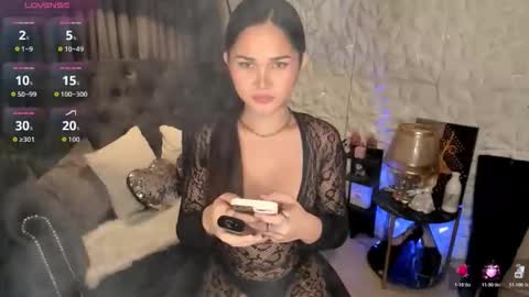 alodialuxts online show from 11/15/25, 10:12