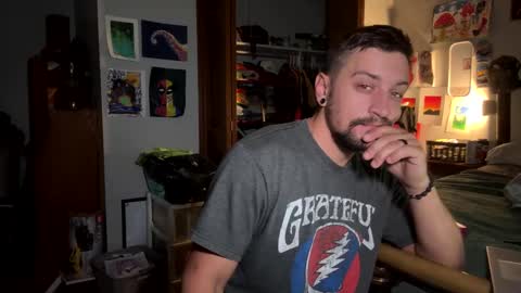 Snapshot of alphadomcole chatting on 10/25/25, 11:40 alphadomcole online show from 10/25/25, 11:40