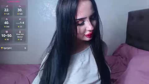 Alter online show from 11/28/25, 10:45