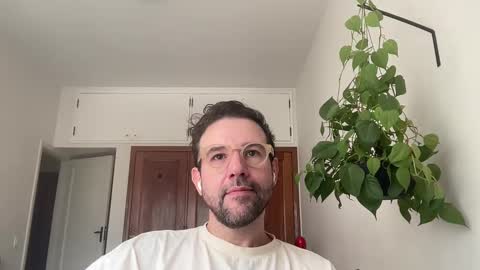 alto1e90br online show from 10/14/25, 01:45