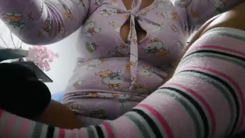 analia online show from 10/24/25, 03:47