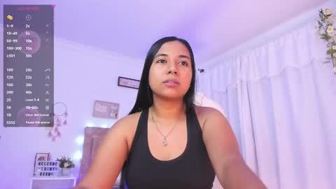 Snapshot of aly_moon chatting on 09/09/25, 10:31 Im Aly3 online show from 09/09/25, 10:31