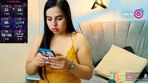 Snapshot of aly_smith_ chatting on 11/06/25, 11:44 A L Y online show from 11/06/25, 11:44