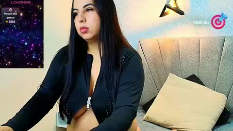 Snapshot of aly_smith_ chatting on 11/07/25, 11:32 A L Y online show from 11/07/25, 11:32