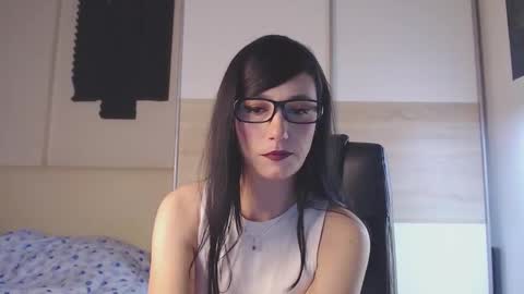 Snapshot of alycetn chatting on 01/31/25, 01:02 Alice online show from 01/31/25, 01:02