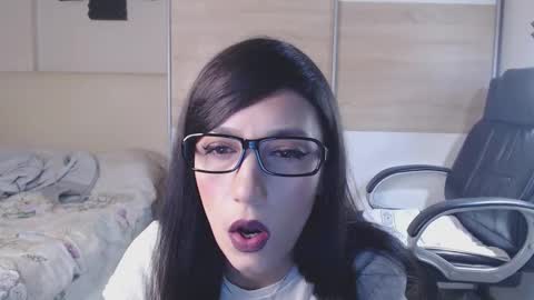 Snapshot of alycetn chatting on 02/20/25, 11:53 Alice online show from 02/20/25, 11:53