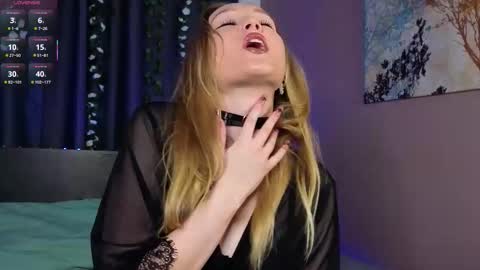 Vanessa online show from 11/19/25, 04:12