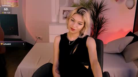 Alysia online show from 10/20/25, 03:01