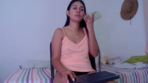 Snapshot of alyson0001 chatting on 01/23/25, 12:25 allyson online show from 01/23/25, 12:25