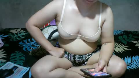 Snapshot of alyssa_hope chatting on 03/02/25, 12:01 alyssa_hope online show from 03/02/25, 12:01