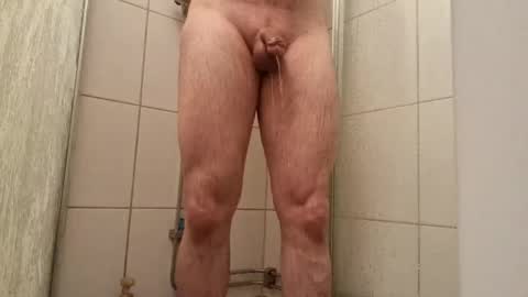 Snapshot of amadeusz chatting on 01/01/25, 01:37 amadeusz online show from 01/01/25, 01:37