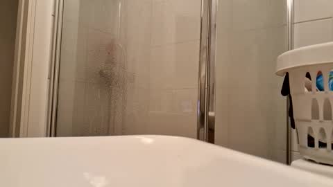 Snapshot of amadeusz chatting on 01/27/25, 07:13 amadeusz online show from 01/27/25, 07:13