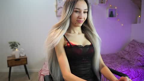 Snapshot of amai__liu chatting on 01/17/25, 07:27 Amai Liu online show from 01/17/25, 07:27