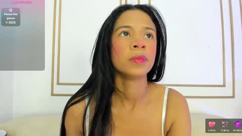 AMAIA online show from 01/10/25, 07:32