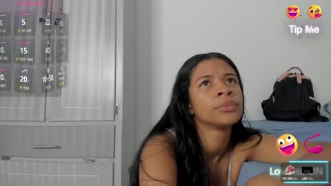 AMAIA online show from 10/01/25, 08:37