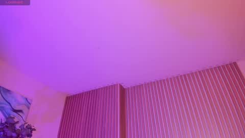 Amaia Haywood online show from 10/14/25, 04:24