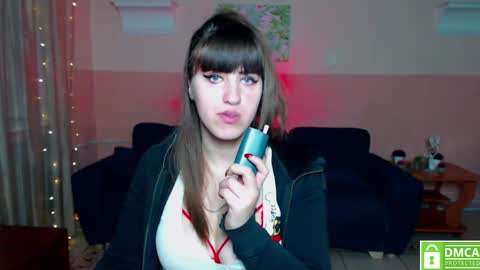 Snapshot of amali_ivanna_smit chatting on 02/14/25, 12:25 Ivanna online show from 02/14/25, 12:25