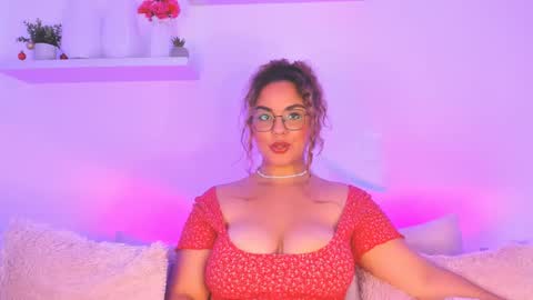 Snapshot of amalia_bennet chatting on 02/19/25, 07:27 amalia bennet online show from 02/19/25, 07:27