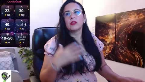 Snapshot of amalia_brunette chatting on 03/06/25, 10:47 AMALIA online show from 03/06/25, 10:47