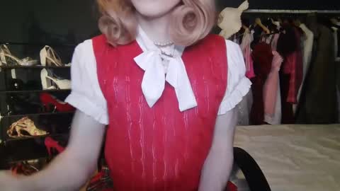 Snapshot of amaliecd chatting on 02/02/25, 07:14 Amalie online show from 02/02/25, 07:14