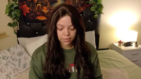 Snapshot of amand1_sweet chatting on 10/08/25, 12:03 online show from 10/08/25, 12:03