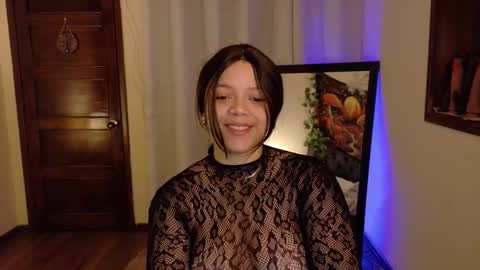 Snapshot of amand1_sweet chatting on 10/17/25, 01:25 online show from 10/17/25, 01:25