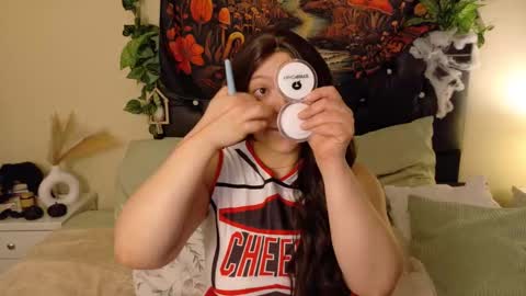 Snapshot of amand1_sweet chatting on 10/23/25, 12:15 online show from 10/23/25, 12:15